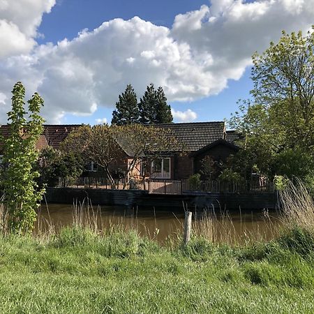 Haus "Am Kanal" Vila Krummhörn Exterior foto